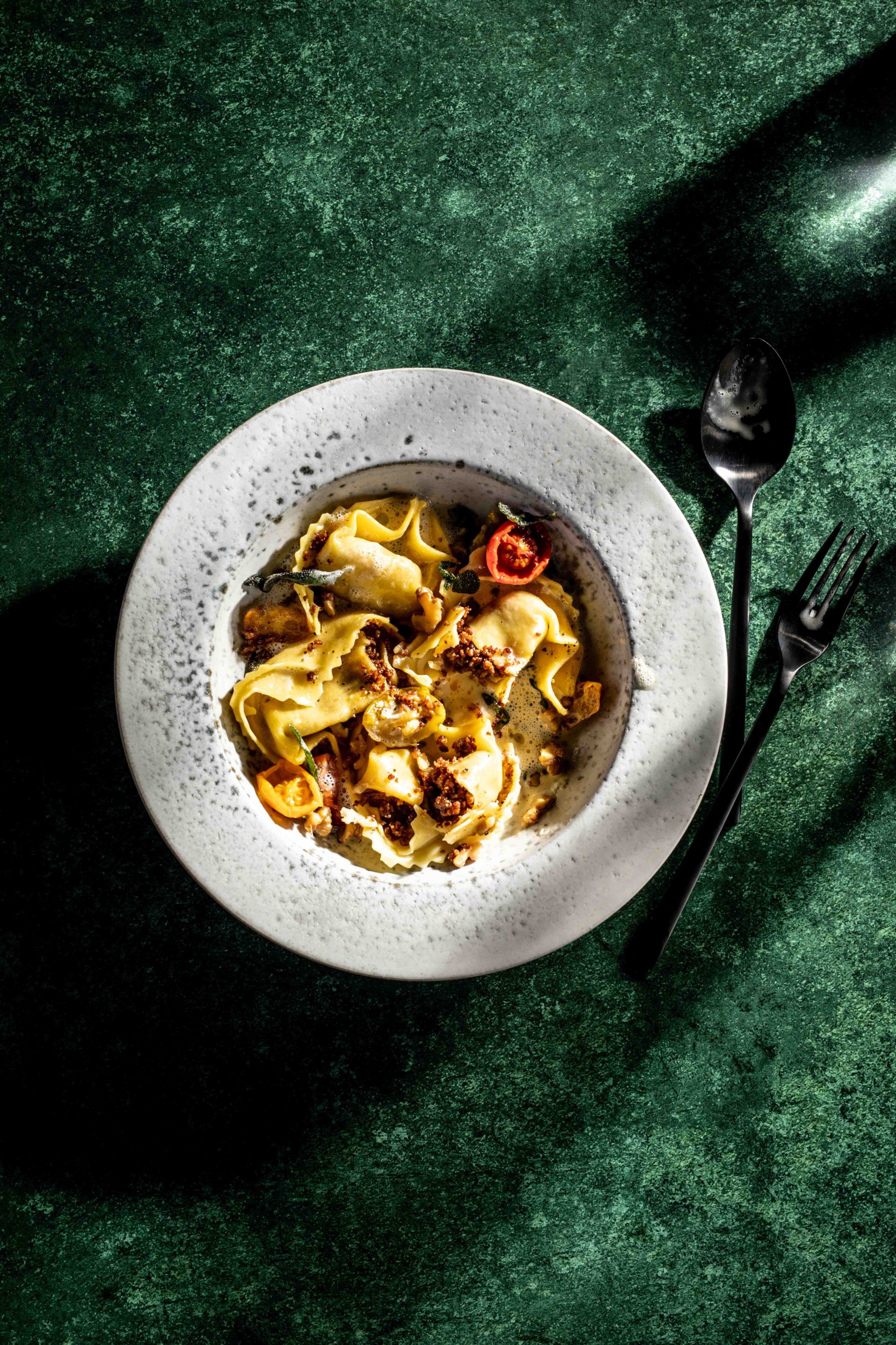 The Revolutionary Role of Mycelium in the Future of Food - Infinite Roots